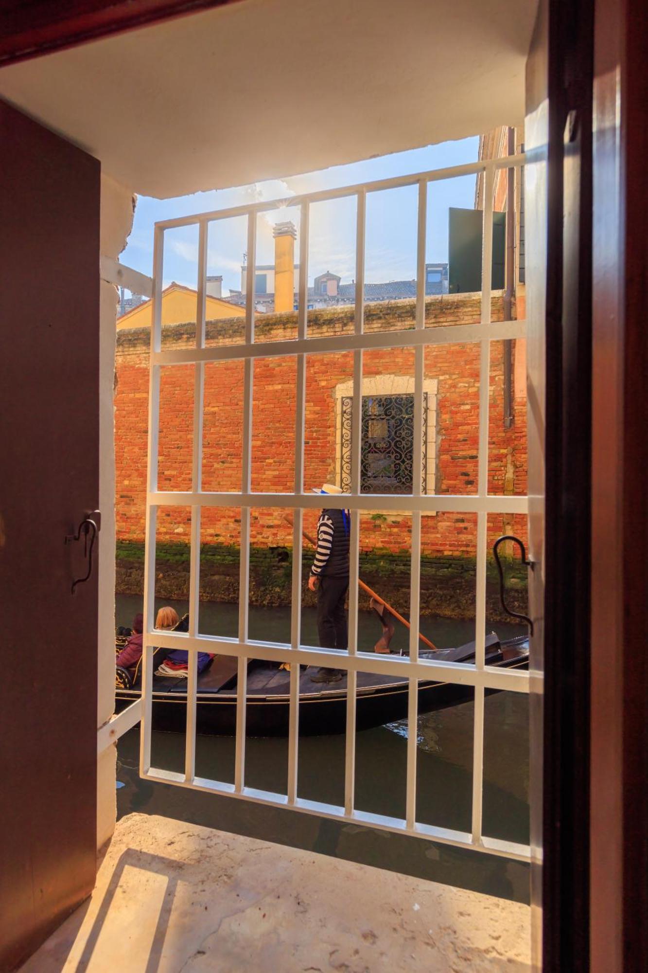 Ca' San Giacomo Canal View Appartement Venise